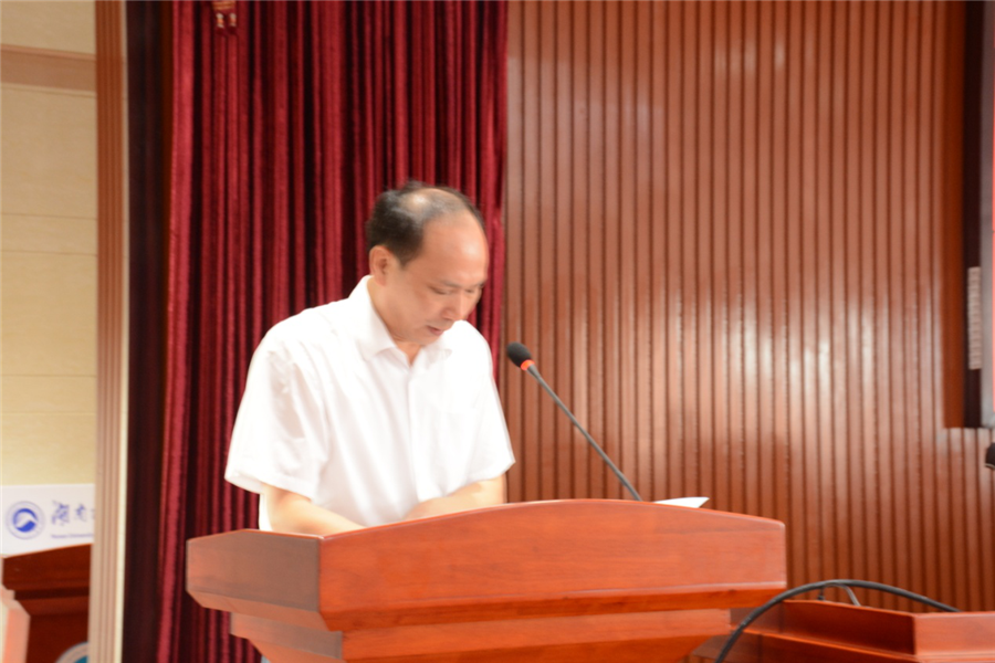 免费中文av