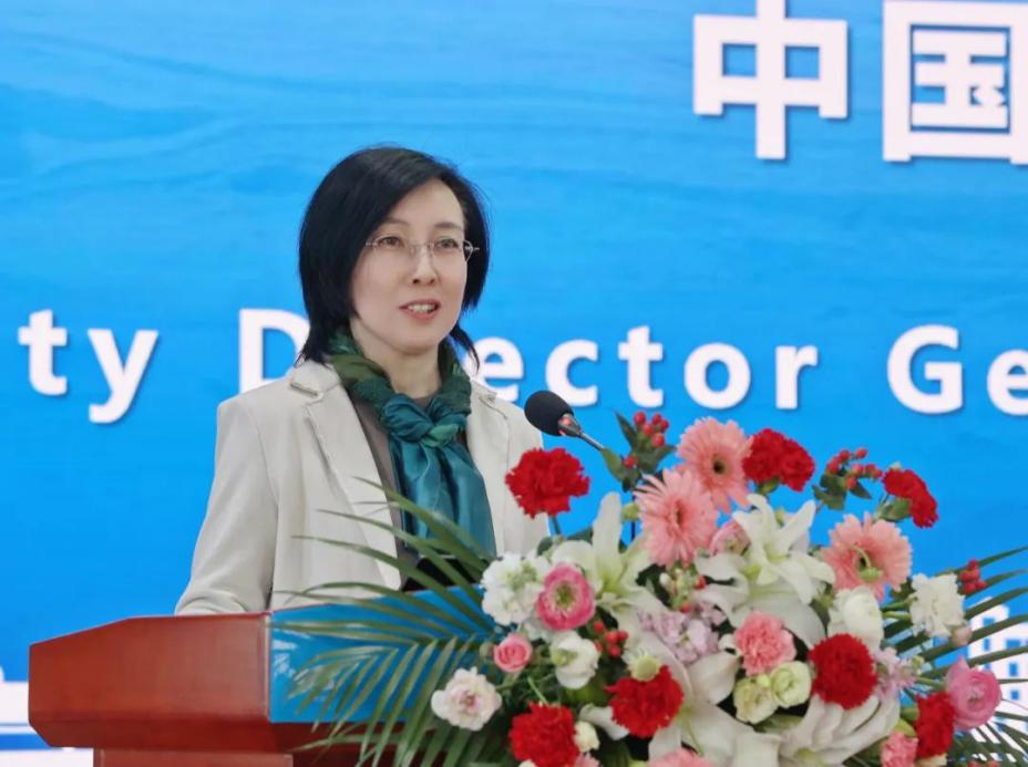 免费中文av