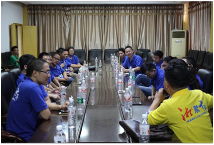 免费中文av