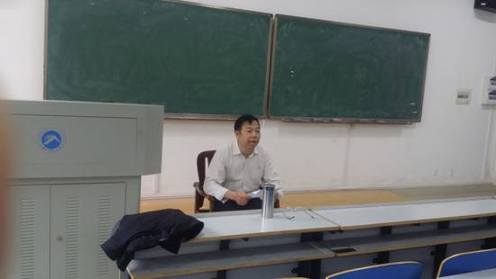 免费中文av