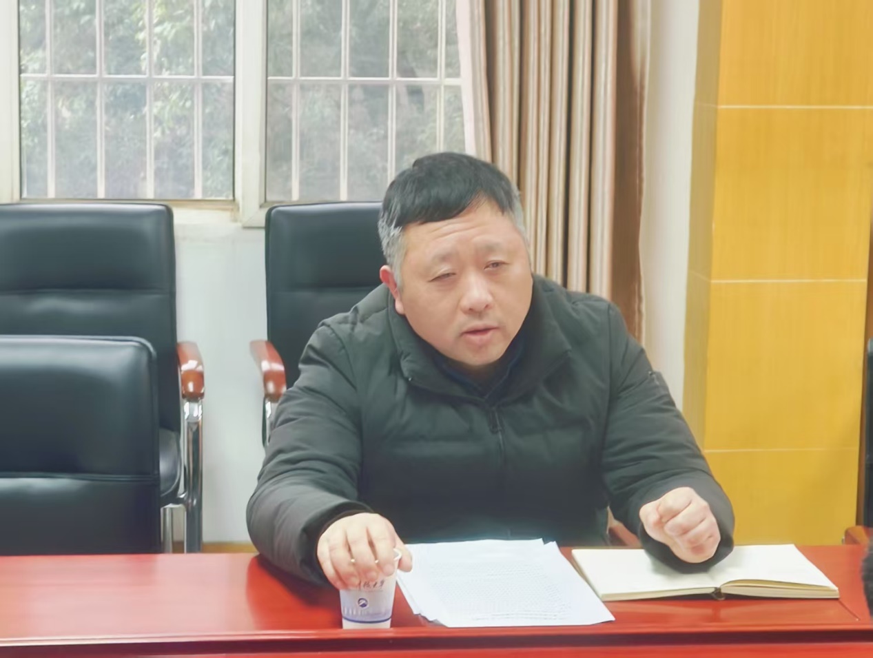 免费中文av