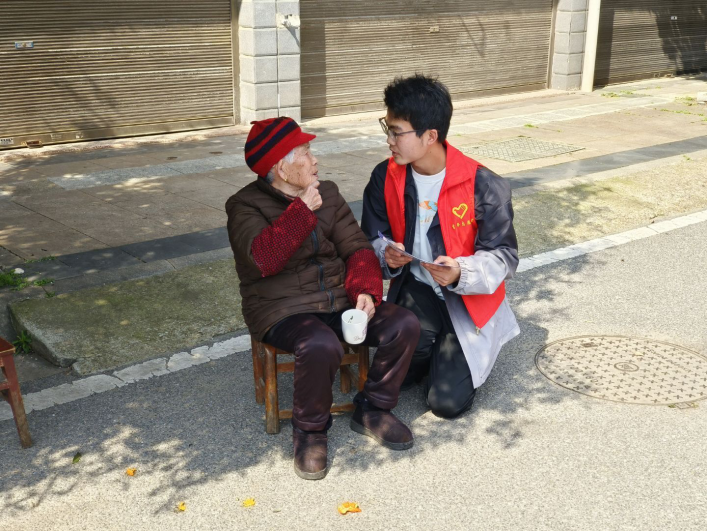 免费中文av