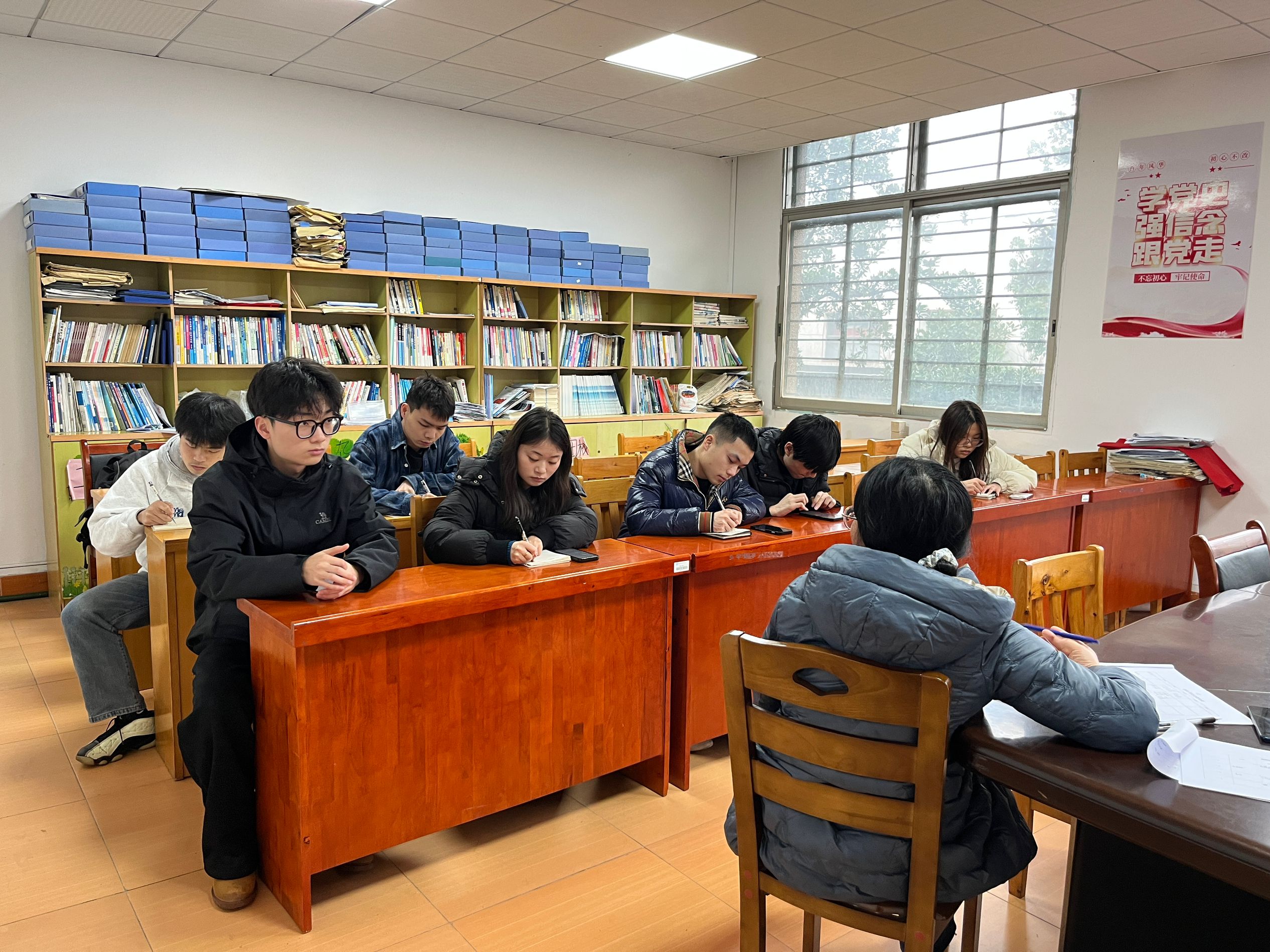 免费中文av
